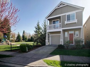 914 SW 17th Way, Troutdale, OR 97060