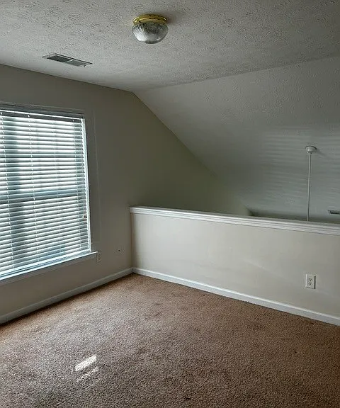 9592 Lakeview Cir — Photo 16