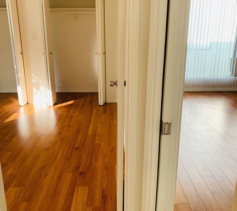 1st image of 1341 N Poinsettia Pl APT 09