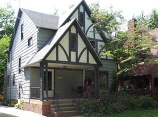 900 Englewood Rd, Cleveland Heights, OH 44121