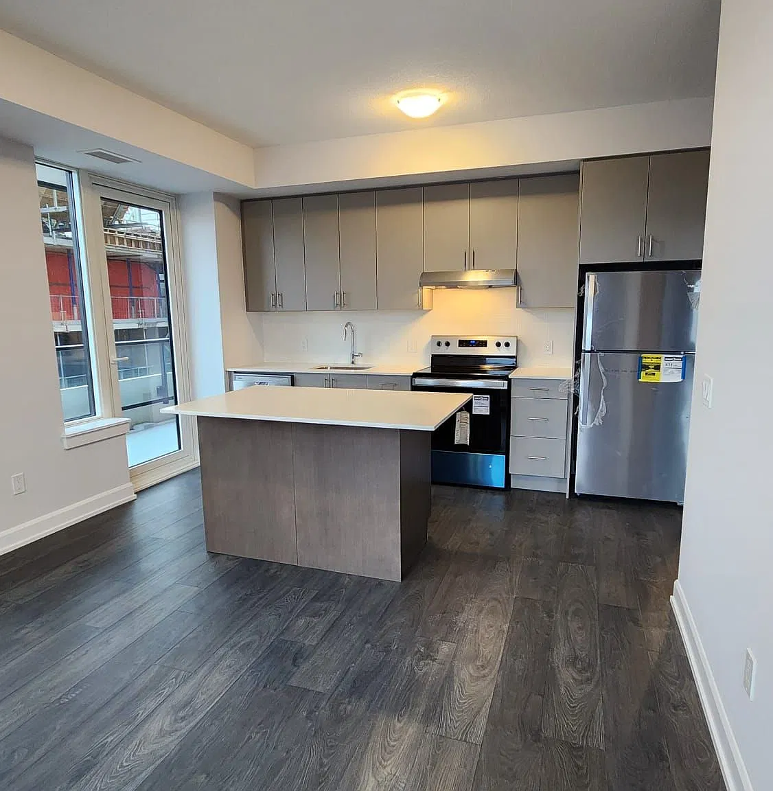 2 bed, $2,900 — Photo 3
