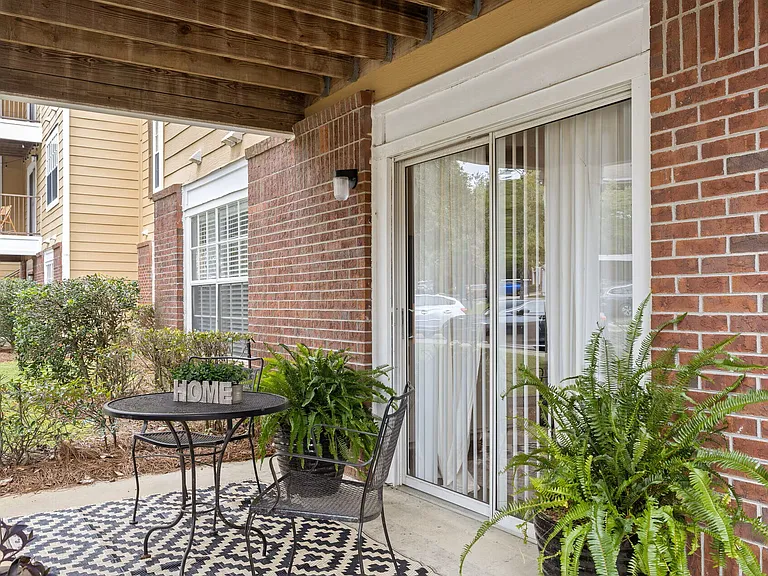 Jackson Square Apartments — Photo 18