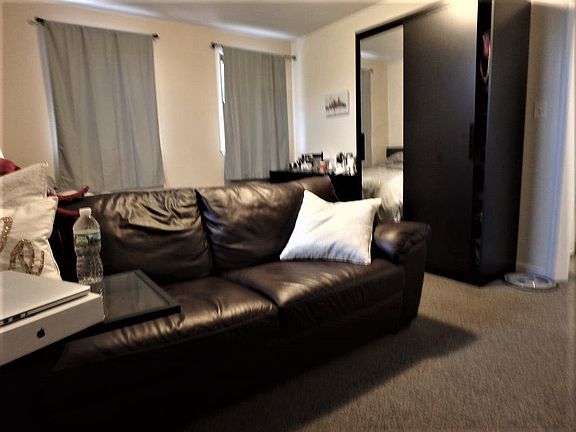 3rd image of 4621 28th Ave #2