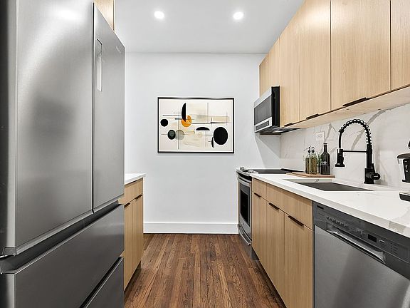 3rd image of 1818 Newkirk Ave APT 2P