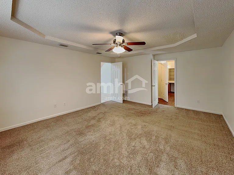 3127 Majestic Oaks Ln — Photo 12