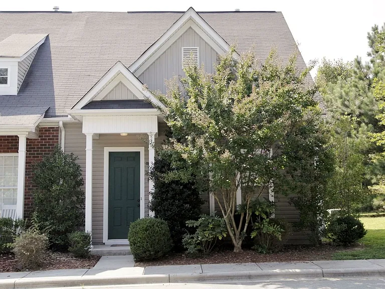 3557 Creeping Flora Ln — Photo 2