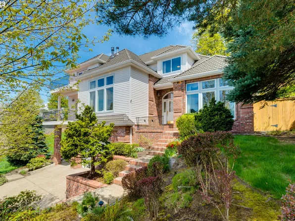 3144 NW Chapin Dr, Portland, OR 97229