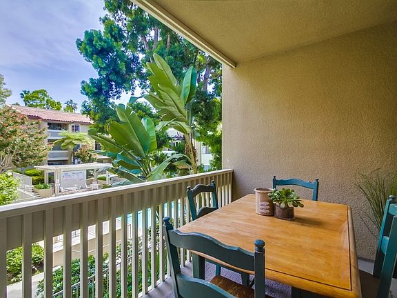 3rd image of 4600 Lamont St #230
