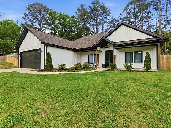 4th image of 1612 Sorrell Rd