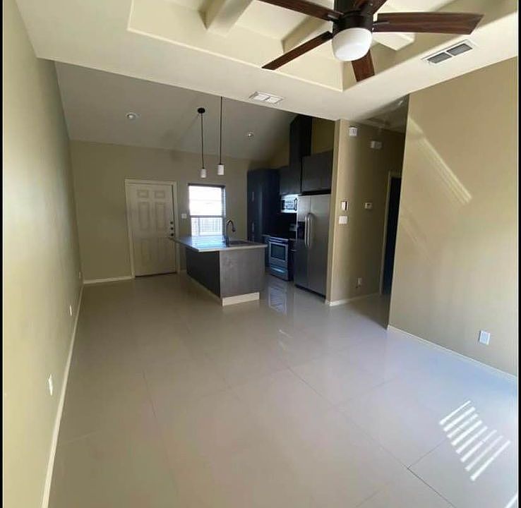 1st image of 109 Fig Dr #2