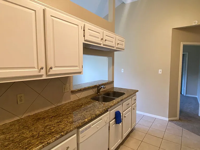 15811 Part Dr — Photo 7