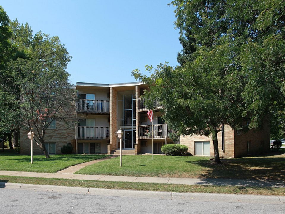 438 Independence Ave. Champlin MN 55316 438 Independence Ave N