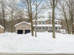 7 Priest Ave, Springwater, ON L9X 0G9