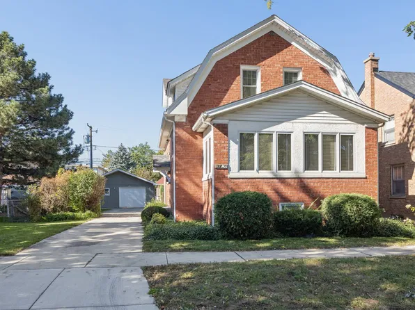 3720 Arthur Ave, Brookfield, IL 60513