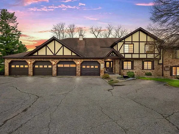 1512 1st Ave APT 201A, Coralville, IA 52241