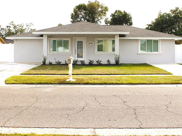 8236 Donaldson Dr — Photo 1