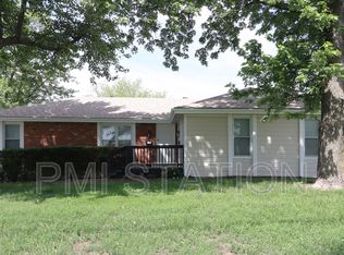 502 N Jennings Rd, Independence, MO 64056