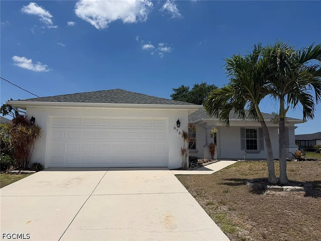 3 bed, 2.0 bath, 1408 sqft, $1,900 — Photo 3