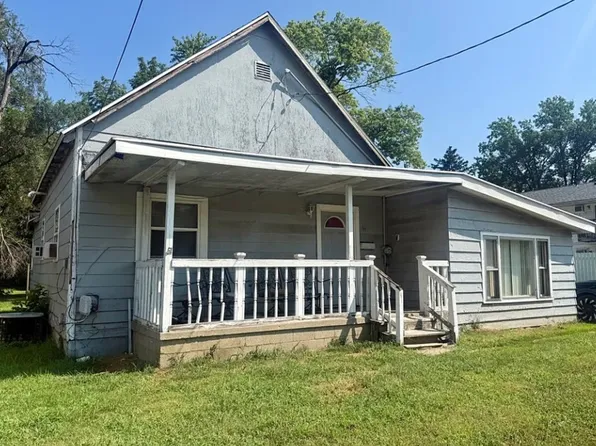 913 Maple St, Danville, IL 61832
