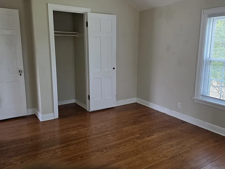 5572 N Bethmaur Ln — Photo 37