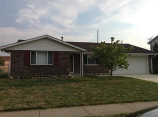 5592 Camerford Dr, Huber Heights, OH 45424