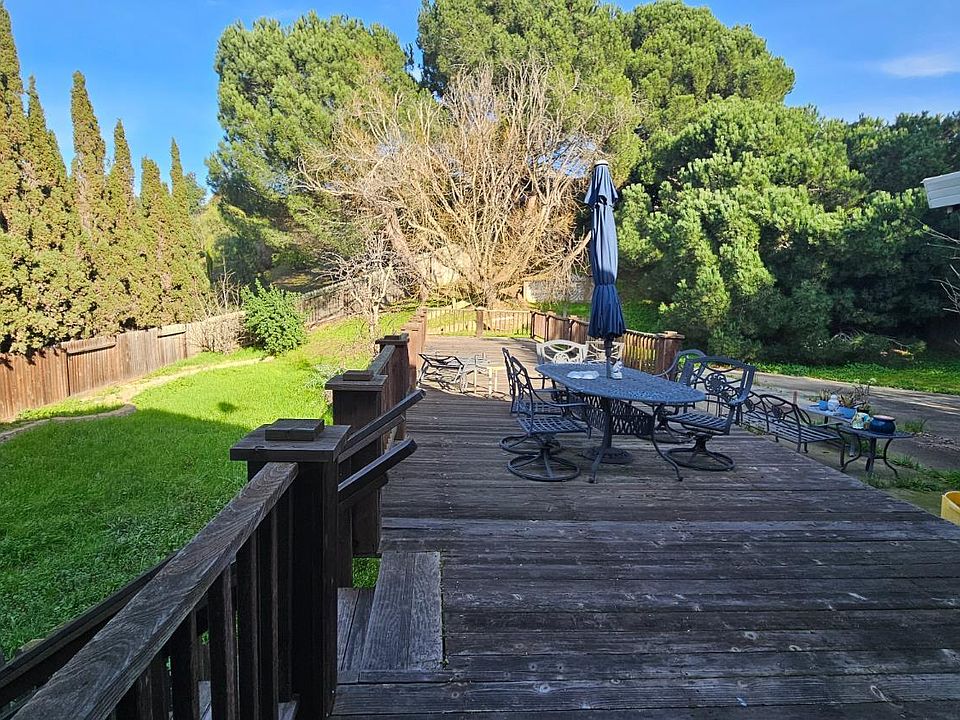 2nd image of 771 Rose Drive