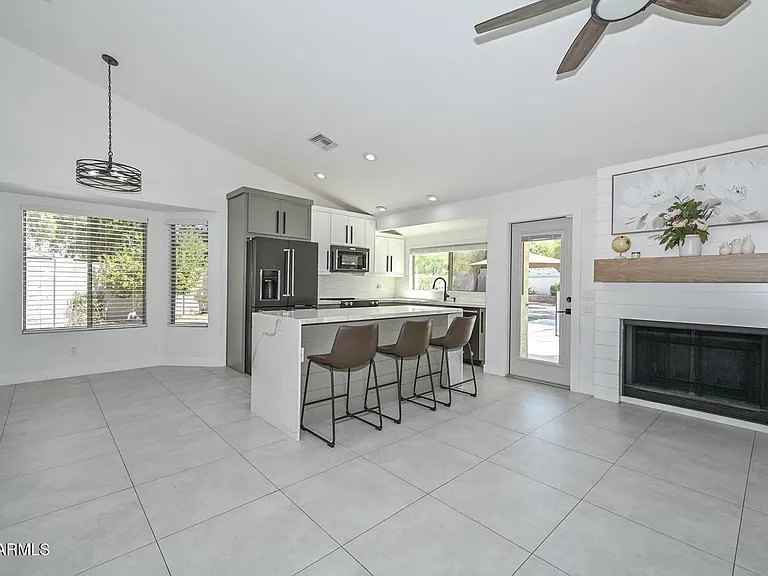 11509 N 109th Way — Photo 23
