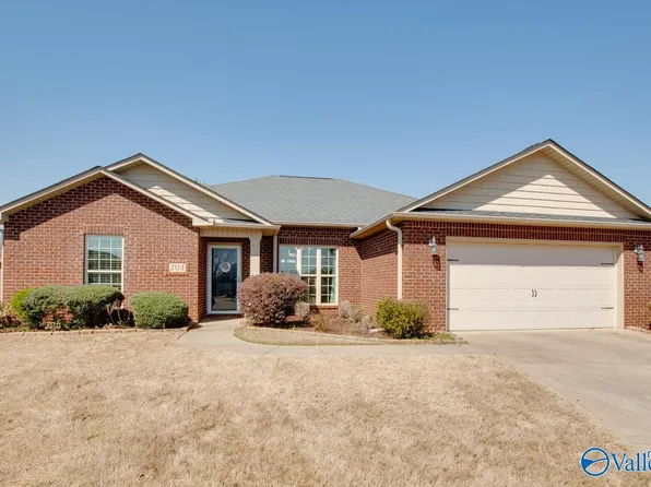 204 Somer Bridge Dr, Huntsville, AL 35811