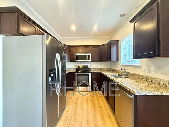 3rd image of 13567 S Florenza Way