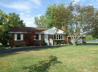 31350 Wentworth St, Livonia, MI 48154