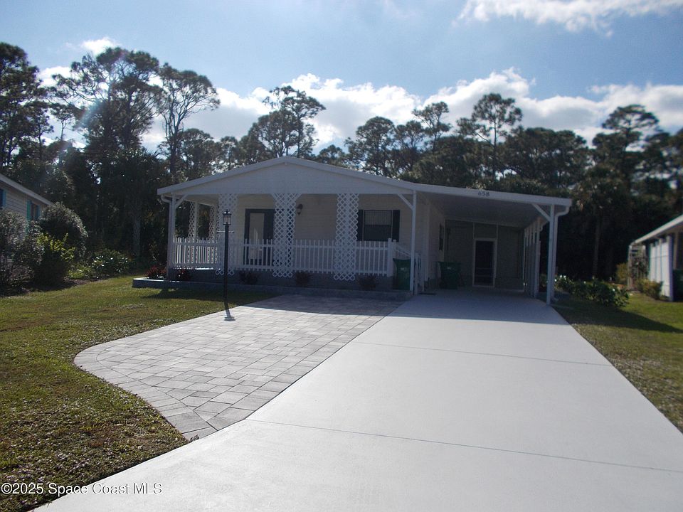 1st image of 658 Marlin Cir