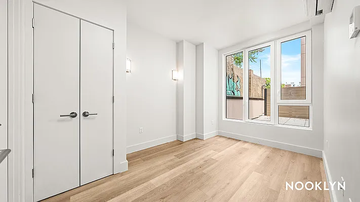 Rented by Nooklyn NYC LLC | media 23