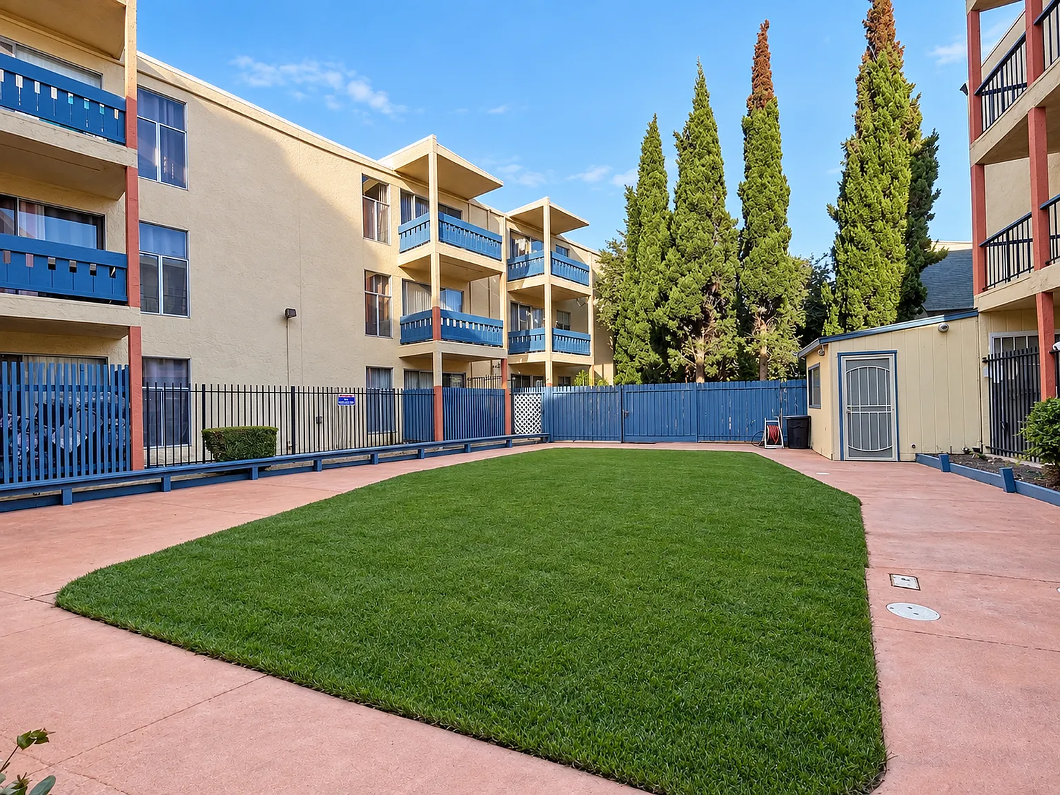 1230 Brookside Drive — Photo 4