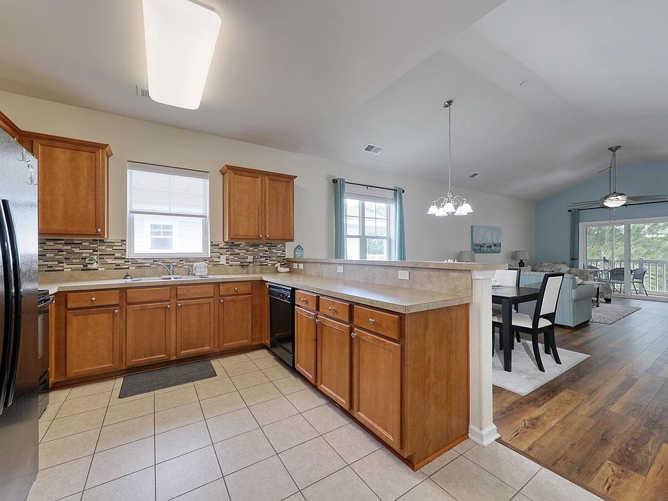 1st image of 6253 Catalina Dr. #1531