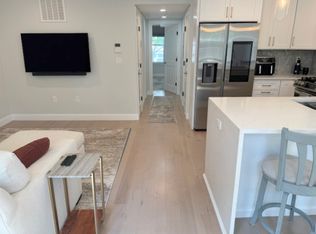 185 Maverick St APT 2, Boston, MA 02128