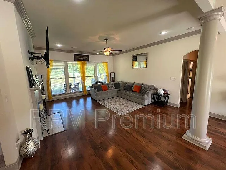 18063 River Landing Dr — Photo 6