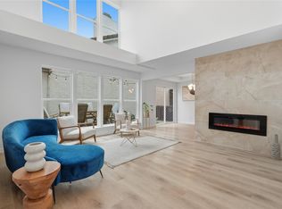 17118 Planters Row, Addison, TX 75001