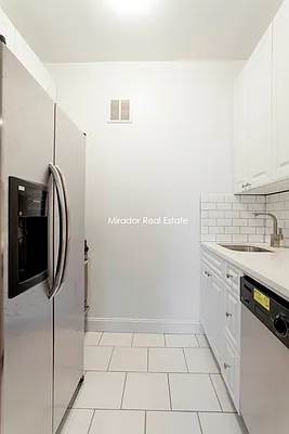 Rented by Mirador Real Estate | media 34