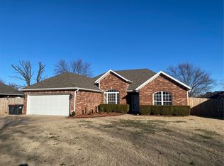 3015 Mueller St, Springdale, AR 72764