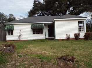 3624 Peachtree Dr, Natchez, MS 39120