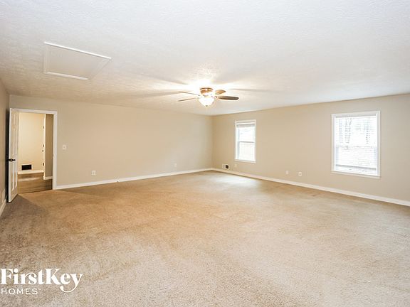 4th image of 137 Carrollwood Dr