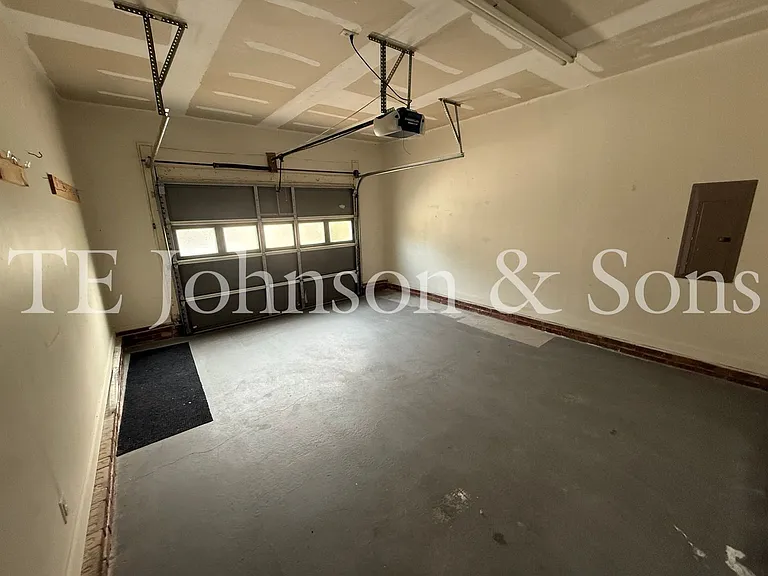 1830 Camden Forest Dr — Photo 42