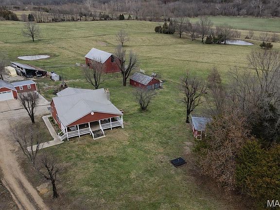 3rd image of 9081 W Red Oak Rd