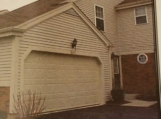 861 Village Cir, Marengo, IL 60152