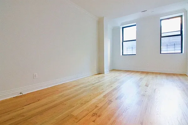 Rented by Corcoran | media 31