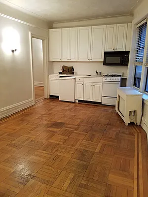 Rented by B Gans Management | media 9