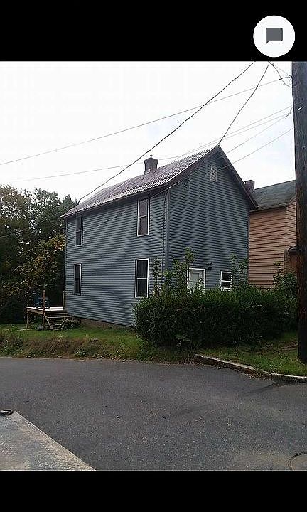 390 Stone Street 