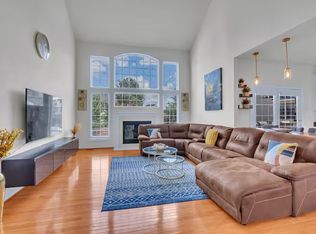 22679 Oatlands Grove Pl, Ashburn, VA 20148