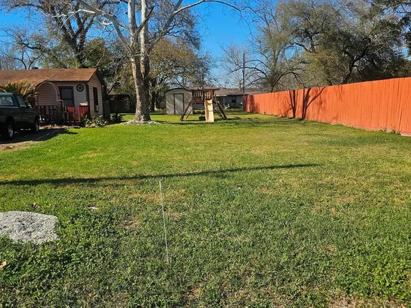 0 McPhail St, Tomball, TX 77375