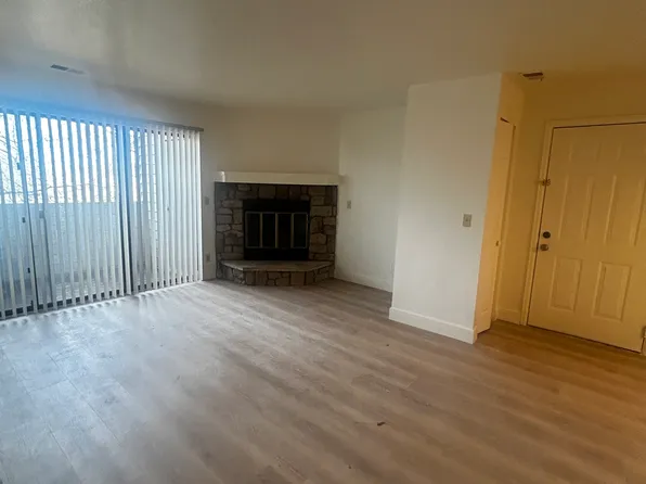 7379 S Gore Range Rd APT 204, Littleton, CO 80127